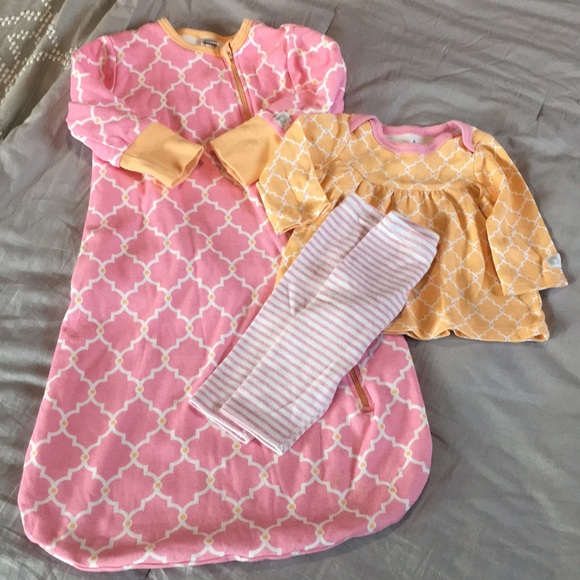 Boppy sleep sac and outfit bundle - Picture 1 of 3